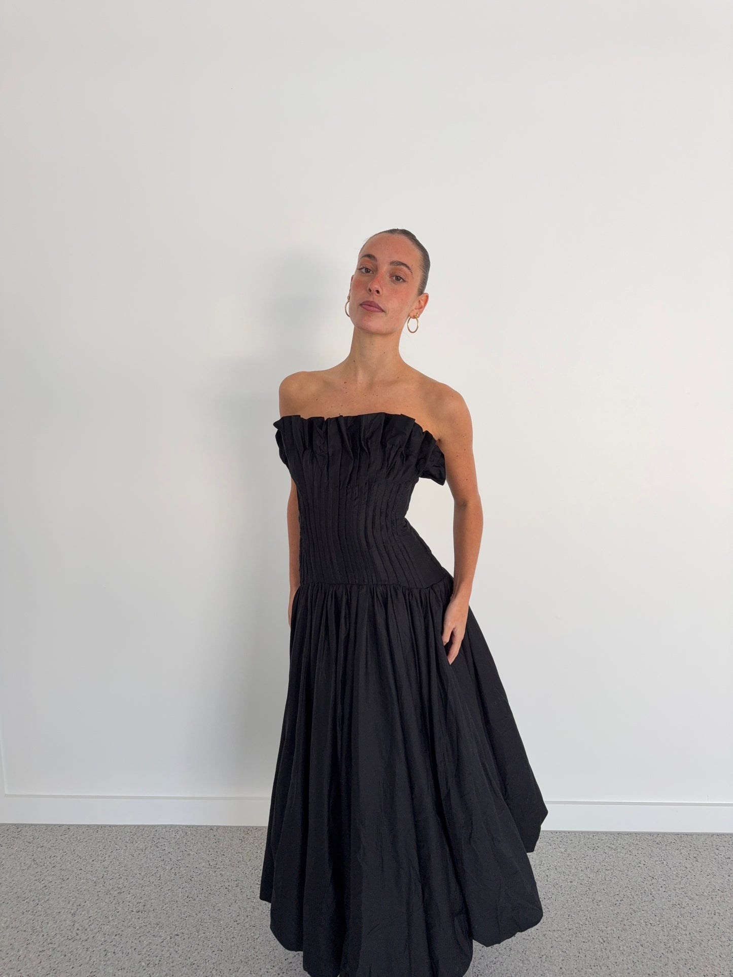 Ivy Bubble Hem Gown in Black