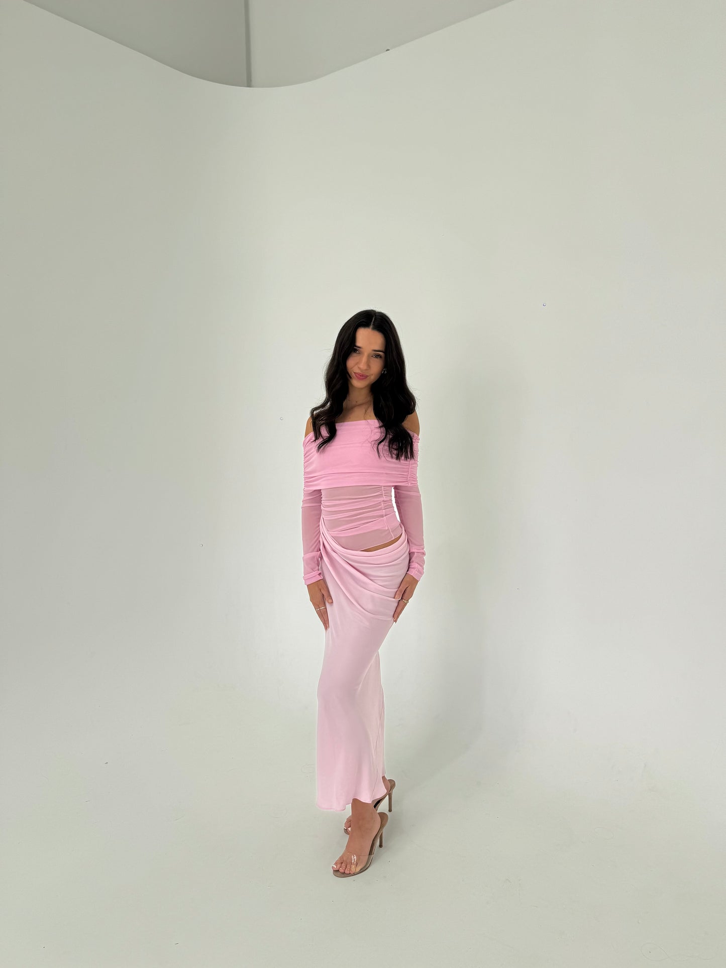 Yasmin Off Shoulder Dress in Baby Pink