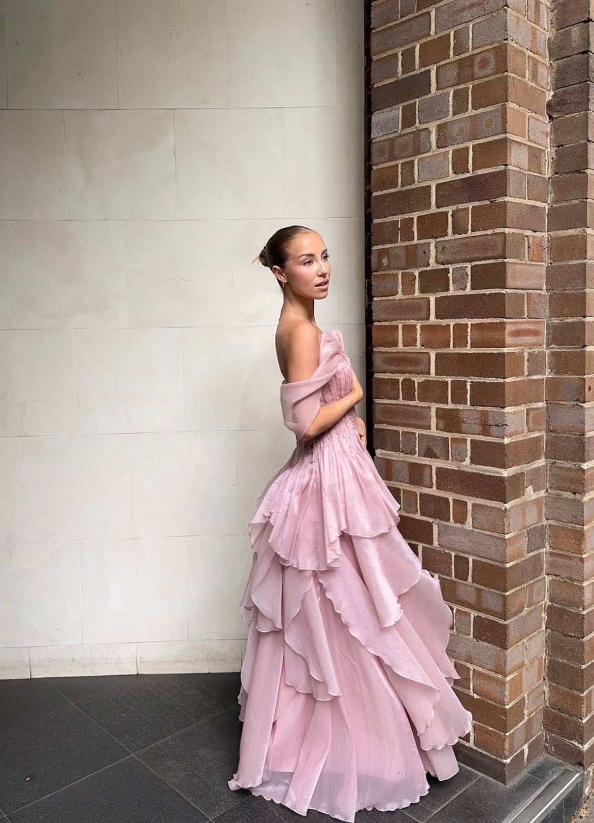 Nisha Gown In Fawn Pink