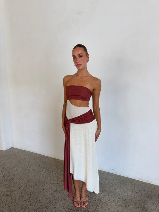 Ayla Strapless in Rust/Buttercream